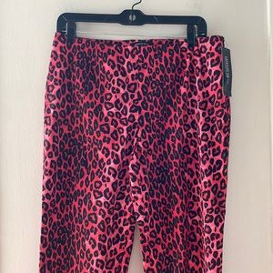Lafayette 148 NY hot pink leopard cotton blend pants.  Size 8.  Side zipper